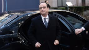 François Hollande explique qu'il fait ce qu'il faut pour le Royaume-Uni reste dans l'Europe.
