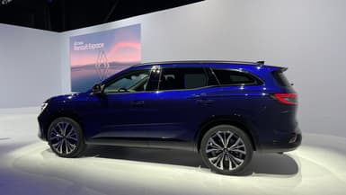 Renault dévoile ce mardi la 6e génération de l'Espace, son monospace mythique devenu un grand SUV familial.