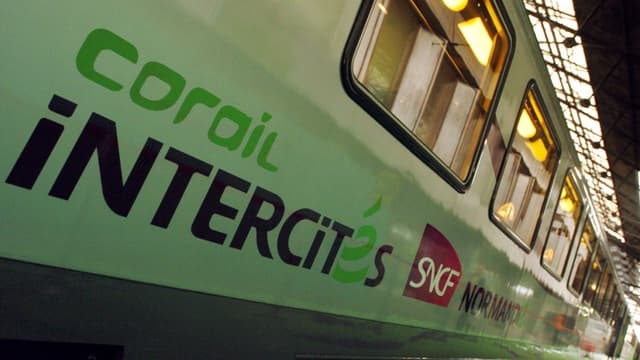 La SNCF relance les Intercités... seulement les week-end, et seulement sur les trajets où elle est sûre de dépasser l'autocar.