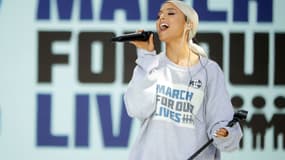 Ariana Grande en concert durant la manifestation anti-armes à feu à Washington