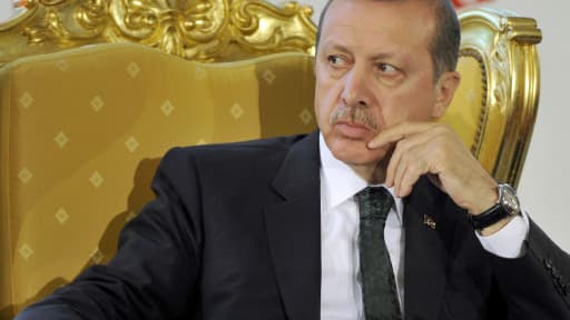Recep Tayyip Erdogan appelle ses électeurs à donner "une leçon" aux manifestants en votant pour lui aux municipales de mars 2014.