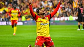 Lens