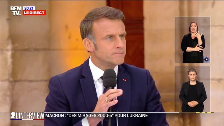 Guerre en Ukraine: "Ce que nous proposons, c'est de former 4.500 soldats ukrainiens", déclare Emmanuel Macron