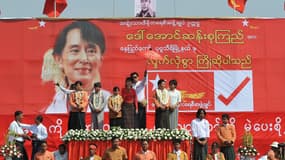 Discours d'Aung San Suu Kyi, le 6 mars 2012, en Birmanie.