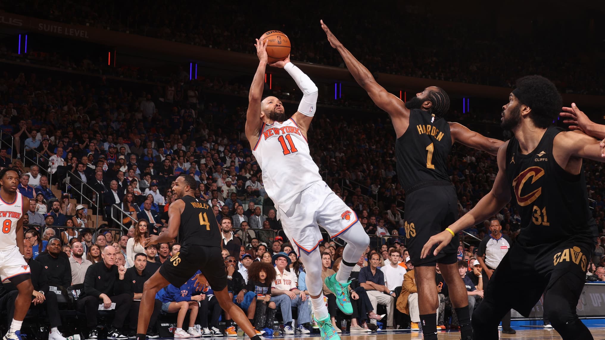 New crazy match in NBA conference finals: Knicks snatch game 1 after a comeback…