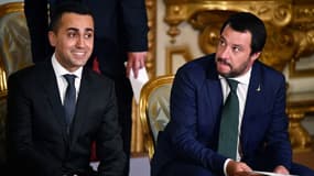 De gauche à droite, les deux leaders de la coalition gouvernementale: Luigi Di Maio (M5S) et Matteo Salvini (Ligue).