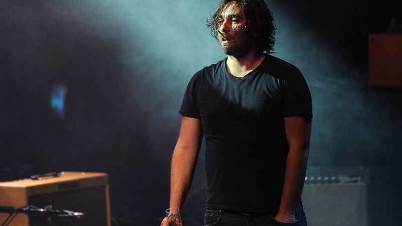 Damien Saez sur scène en juillet 2013