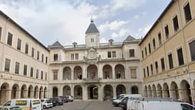 L'hôtel de ville de Vienne (Isère) en mai 2022.