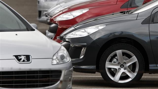 PSA Peugeot Citroën, numéro deux européen de l'automobile, a annoncé mardi étudier des projets de coopération et d'alliance mais sans préciser avec quelles parties ont lieu les discussions. Il s'agirait de l'américain General Motors, selon le site LaTribu