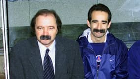 Arthur Jorge aux côtés de son adjoint Denis Troch sur le banc du PSG en 1998