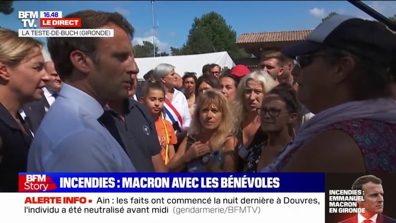Une femme bénévole interpelle Emmanuel Macron lors de son déplacement en Gironde