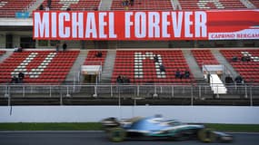 Banderole hommage à Michael Schumacher