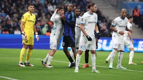 Emanuel Emegha et Leonardo Balerdi lors d'OM-Strasbourg, le 20 janvier 2025 en Ligue 1