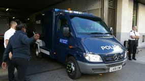 Un fourgon de police transportant Ahmed Hassan, auteur présumé de l'attentat de la station de métro Parsons Green à Londres à Londres, le 22 septembre 2017