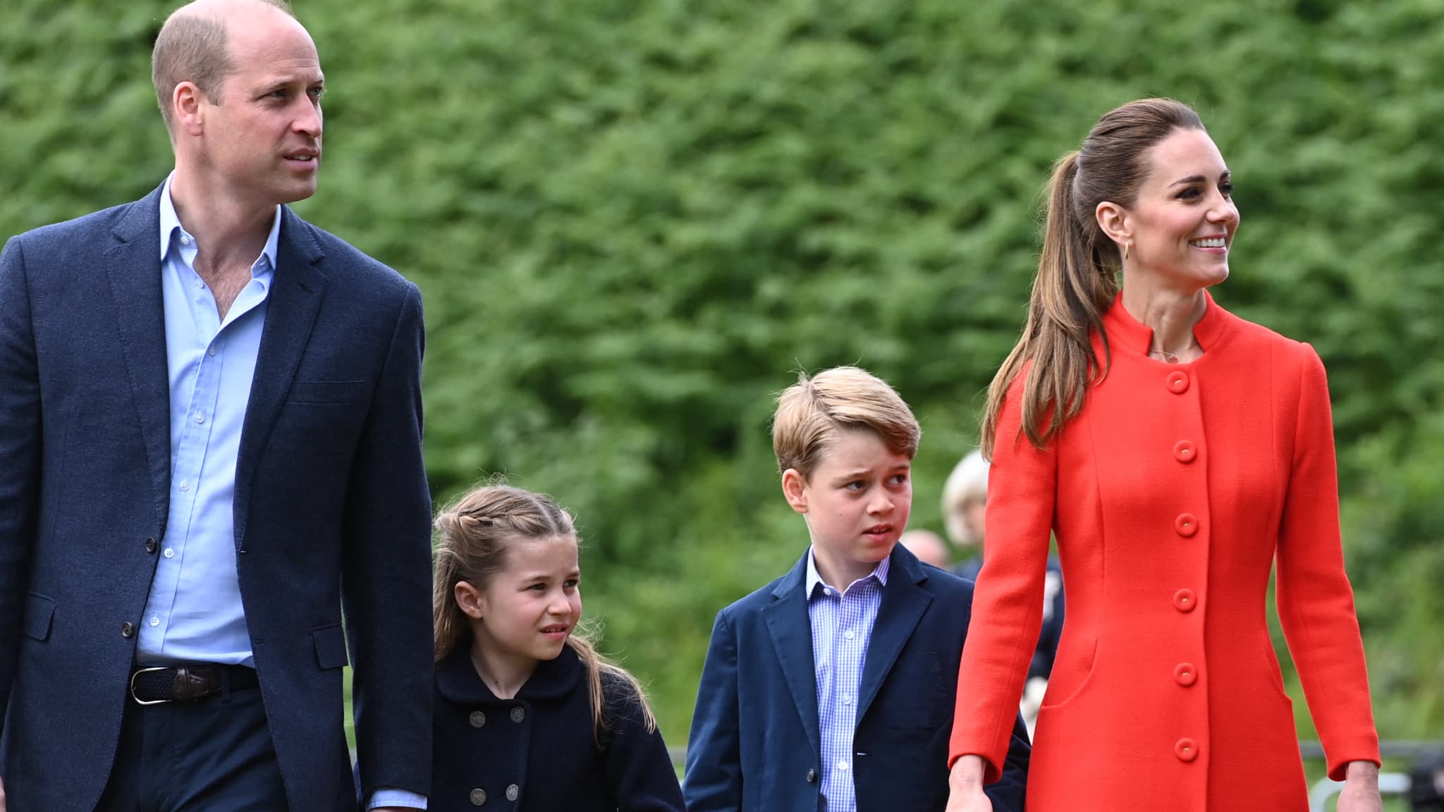 Kate, William et leurs enfants George et Charlotte, le 4 juin au Pays de Galles.