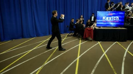 Avant le meeting du républicain John Kasich à l'université Baldwin Wallace, le 15 mars 2016 à Berea (Ohio)