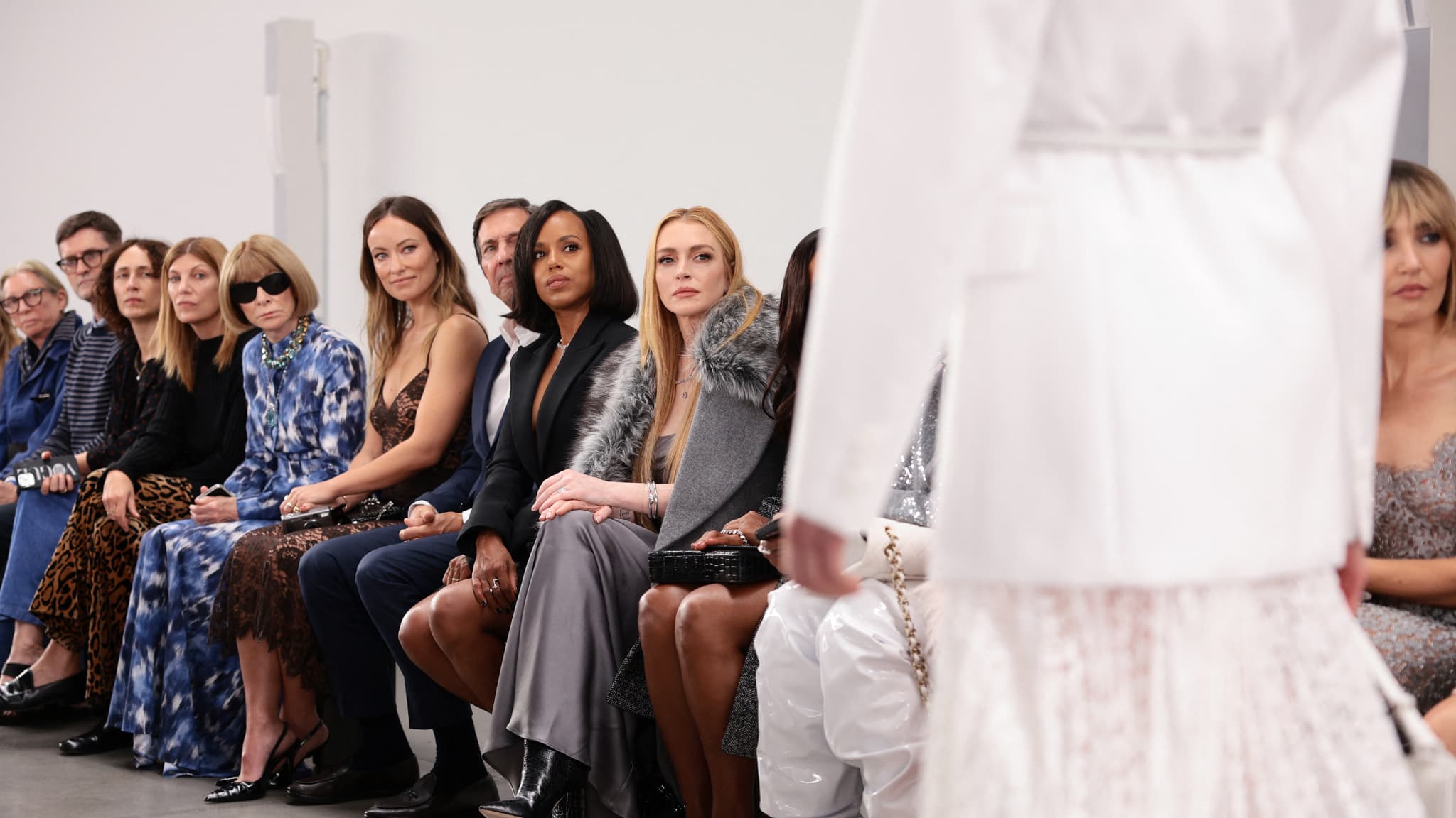 Anna Wintour, Olivia Wilde, John D. Idol, Kerry Washington, Lindsay Lohan au show Michael Kors printemps-été 2025 