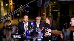Manuel Bompard (gauche), Olivier Faure (centre) et Marine Tondelier le 31 août 2023 après les "Rencontres de Saint-Denis", à Saint-Denis