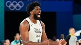Le pivot de Team USA Joel Embiid face à la Serbie le 8 août 2024