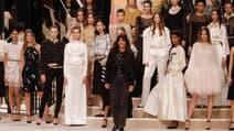 Virginie Viard lors du défilé Chanel Métiers d'art 2019-2020 à Paris.