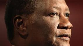 Alassane Ouattara, reconnu président de la Côte d'Ivoire par la communauté internationale, a qualifié de manoeuvre politique la proposition de Laurent Gbagbo de faire venir un comité d'évaluation international chargé de vérifier les résultats du scrutin.