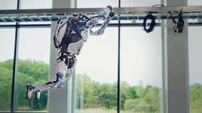 Le robot bipède Atlas de Boston Dynamics.