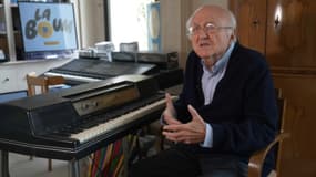 Le compositeur Vladimir Cosma, chez lui, le 28 octobre 2025.