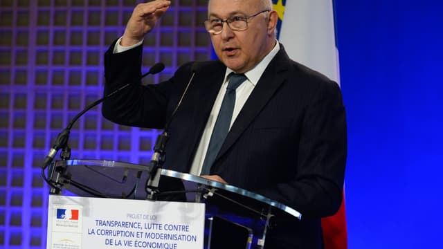 Michel Sapin pourrait dévoiler un nouveau geste fiscale pour les particuliers.