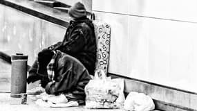 Un sans-abri de 66 ans est mort de froid dans la nuit de ce mercredi à jeudi dans le 8e arrondissement à Paris - Jeudi 21 janvier 2016