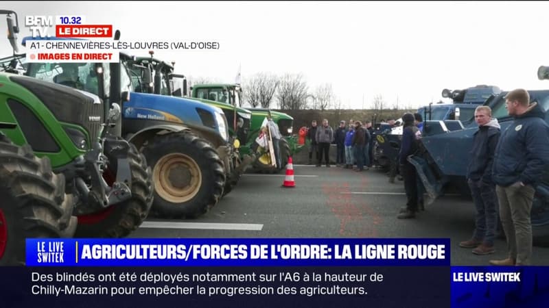 Colère des agriculteurs: des tracteurs font symboliquement face aux blindés de la gendarmerie