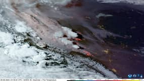Des feux de forêt dans l'Alberta, au Canada, visibles depuis le ciel via une image satellite, le 6 mai 2023