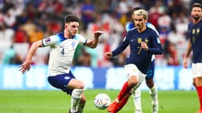 Declan Rice et Antoine Griezmann lors de France-Angleterre (2-1, Coupe du monde), le 10 décembre 2022