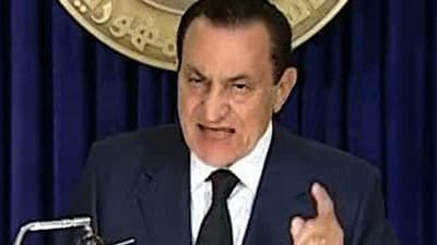 Le président égyptien Hosni Moubarak renonce à briguer sa propre succession lors de la présidentielle prévue en septembre. Dans un discours télévisé mardi soir, il a en outre dit son intention de consacrer les prochains mois à la transition dans son pays