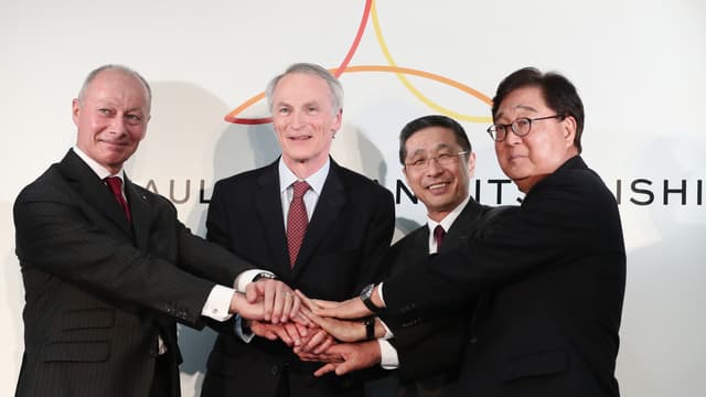 Thierry Bolloré et Jean-Dominique Senard, directeur général et président de Renault, Hiroto Saikawa, directeur général de Nissan et Osamu Masuko, celui de Mitsubishi.