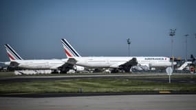 Des avions d'Air France à l'arrêt sur le tarmac du terminal 3 de l'aéroport d'Orly, le 24 juin 2020