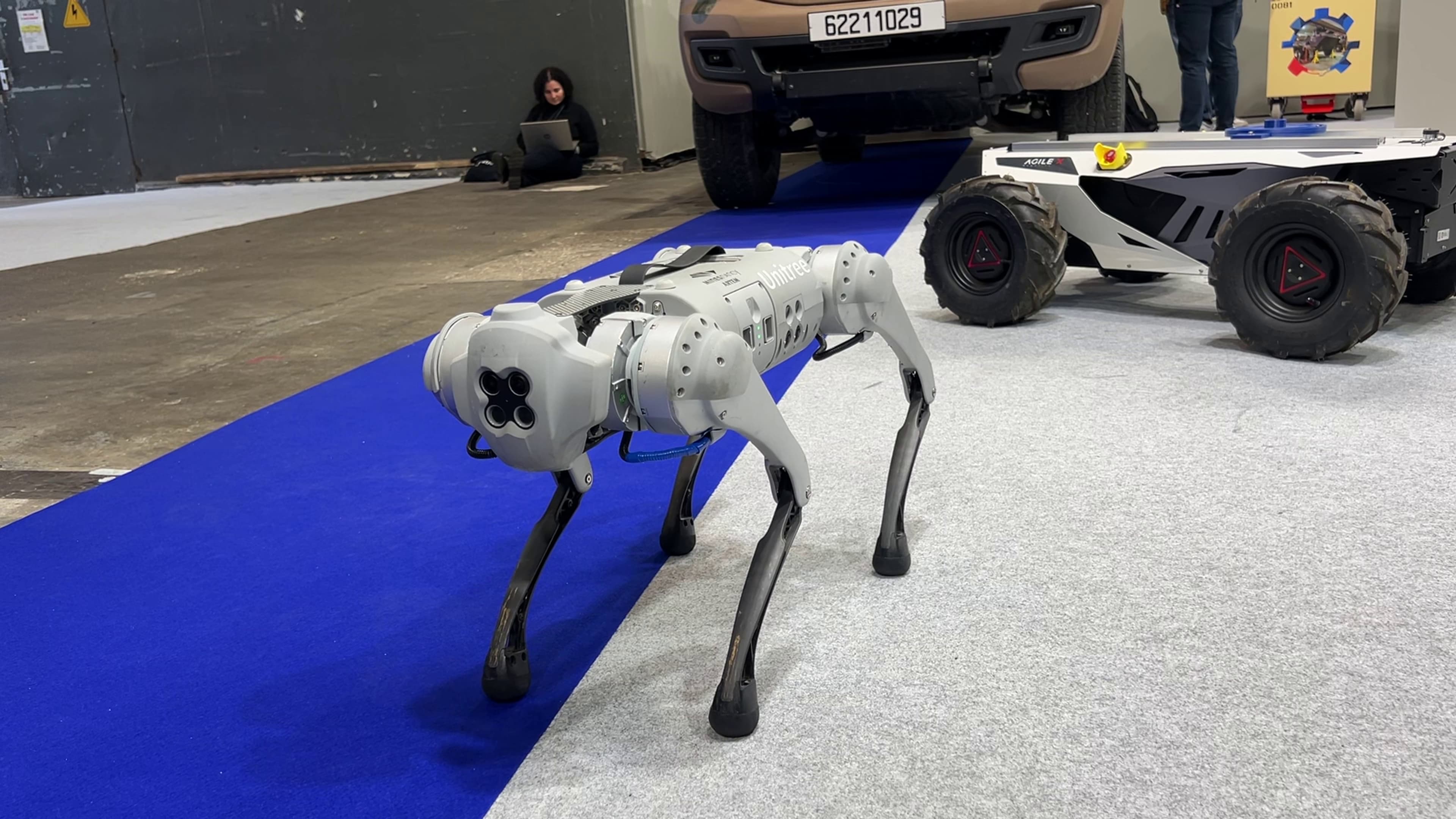 Un robot à 4 pattes pour surveiller les bases, un soldat localisé sans ...