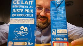 Nicolas Chabanne, fondateur de la marque "C qui le patron", avec sa nouvelle brique de lait
