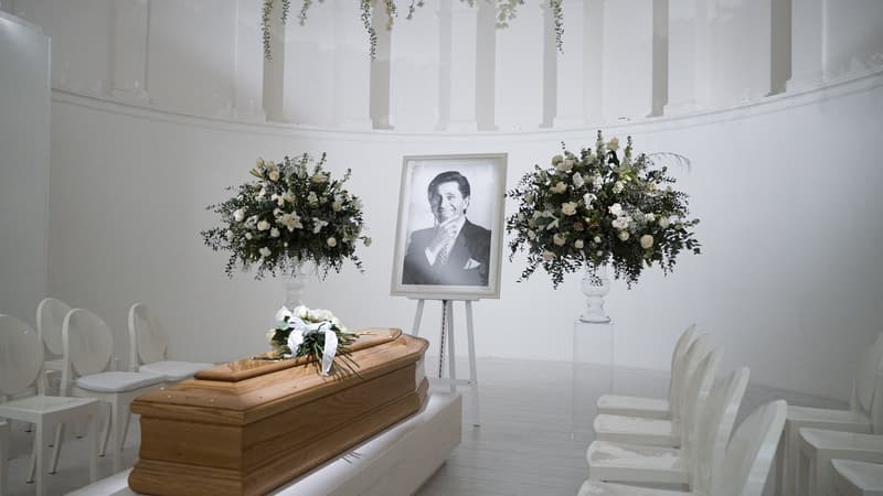 Mort de Valentino: derniers hommages au célèbre couturier italien à Rome