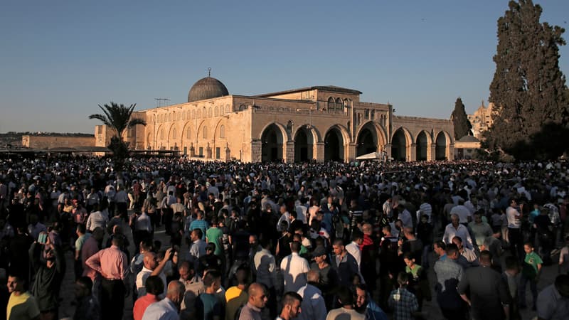 Fin du ramadan le 17 juillet 2015 à la mosquée al-Aqsr. C'est dans cette mosquée de Jérusalem-est que sont entrés des policiers israéliens.