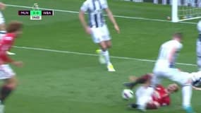 Sans Zlatan ni Pogba, United n'avance pas (0-0)