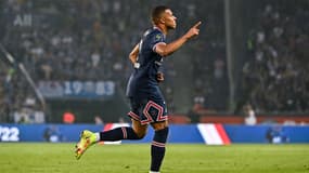Kylian Mbappé buteur au Parc des Princes