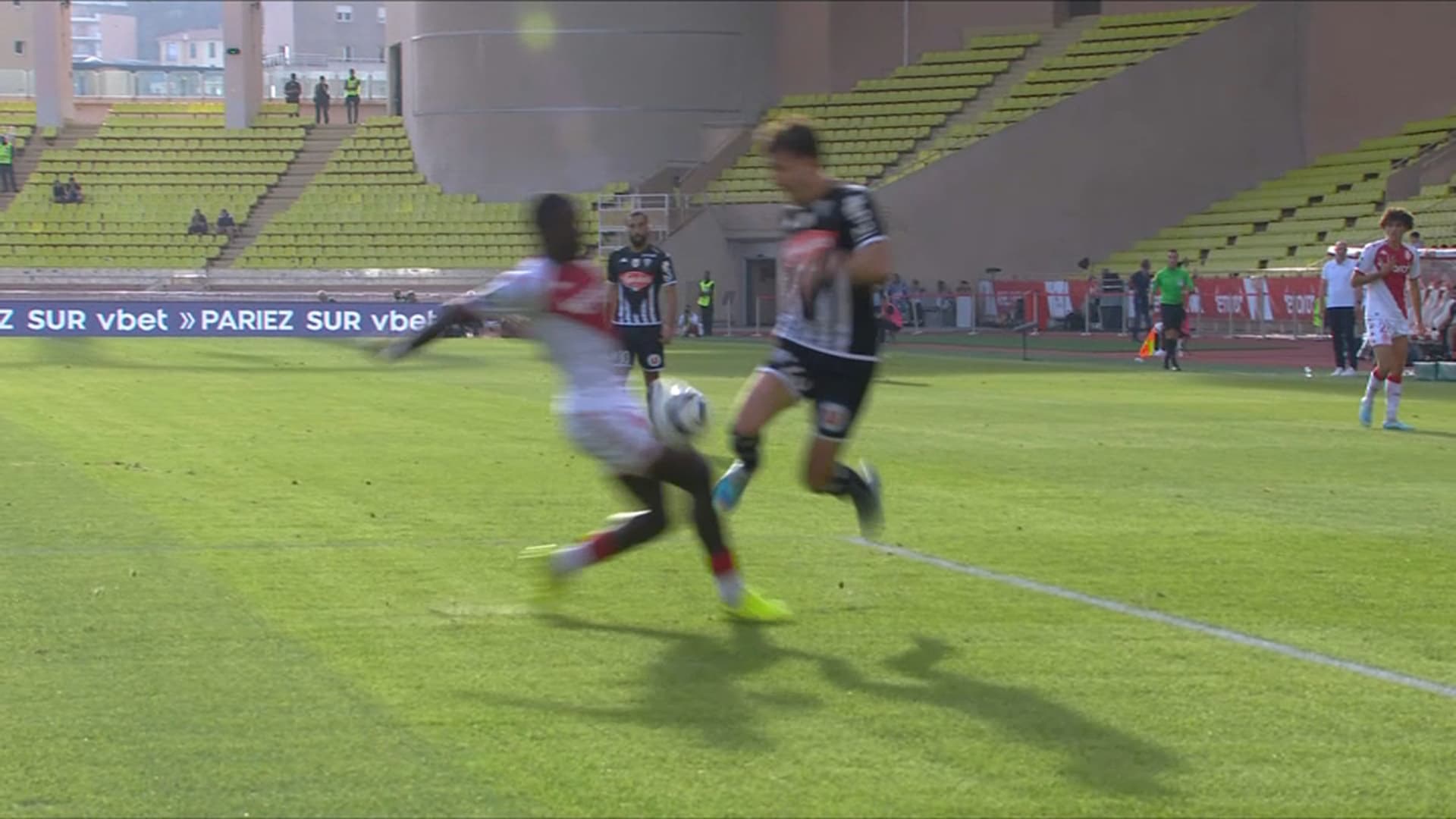Monaco-Angers: la grossière simulation d'Hunou