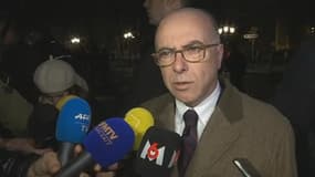 Bernard Cazeneuve a salué les forces de l'ordre qui protègent les églises.