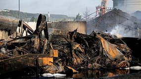 L'usine Lubrizol de Rouen en cendres après l'incendie, le 27 septembre dernier