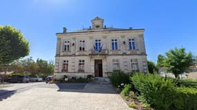 La mairie de la commune de Coteaux-de-Blazancais (Charente) en juillet 2022.