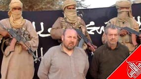 Image vidéo de Philippe Verdon et Serge Lazarevic, deux Français enlevés en novembre 2011 au Mali par Al Qaïda au Maghreb islamique (Aqmi). Six otages français détenus au Mali par Aqmi sont menacés de mort dans un message présumé de ce mouvement extrémist