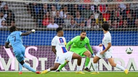 Baldé (Troyes) lors du match face au PSG de Donnarumma, Vitinha et Kimpembe, le 29 octobre 2022