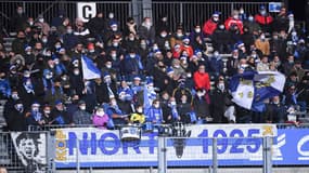 Les supporters niortais face à Toulouse, le 6 décembre 2021.