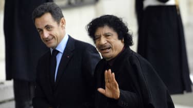 Nicolas Sarkozy et Mouammar Kadhafi, le 12 décembre 2017 à l'Elysée