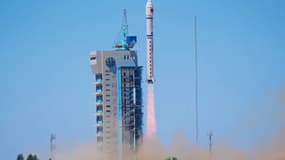 La fusée qui transporte les premiers satellites du programme "Three-Body Computing Constellation" a décollé le 14 mai 2025.
